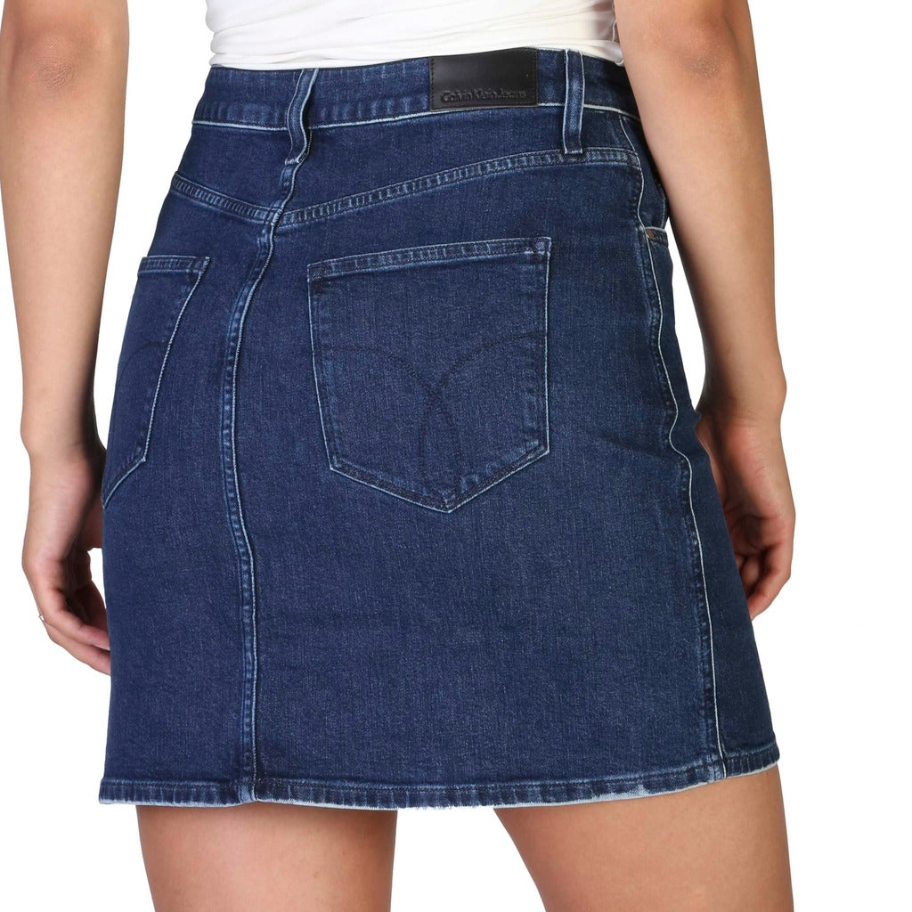 Calvin Klein - J20J206153 - NaritaRo