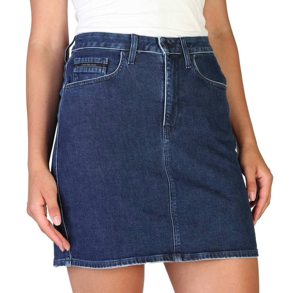 Calvin Klein - J20J206153 - NaritaRo